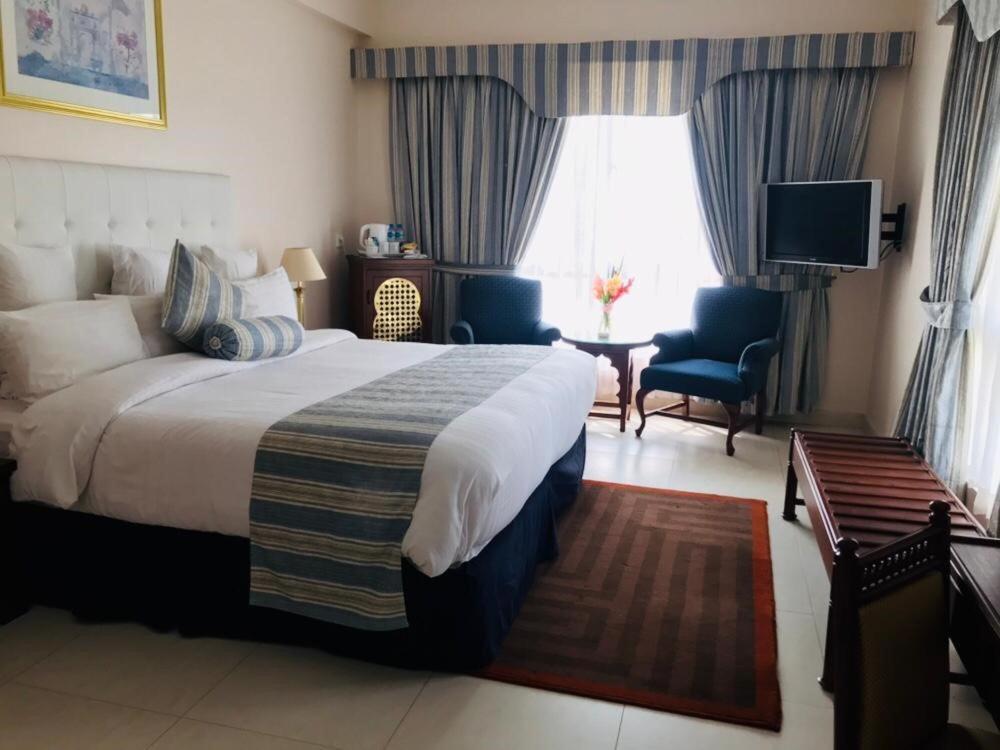 Beach Luxury Hotel Karachi Luaran gambar