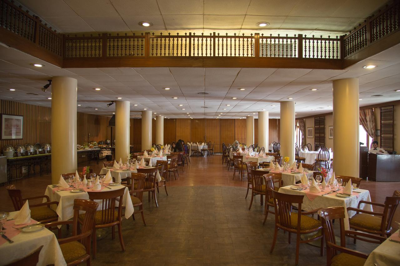 Beach Luxury Hotel Karachi Luaran gambar