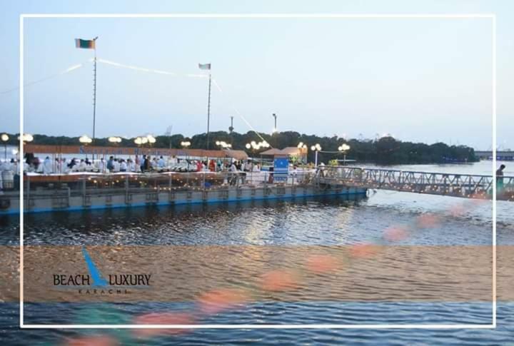 Beach Luxury Hotel Karachi Luaran gambar