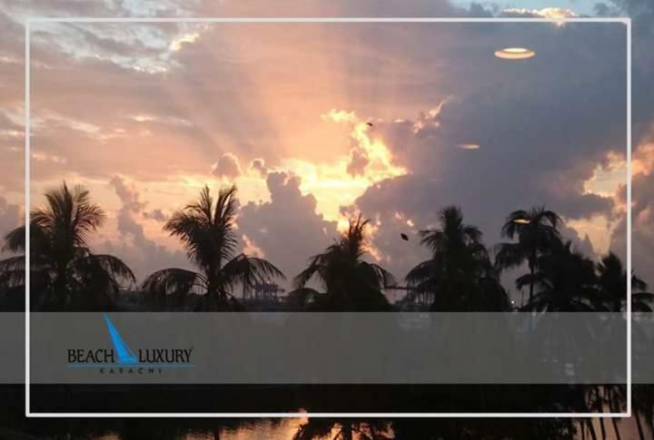 Beach Luxury Hotel Karachi Luaran gambar